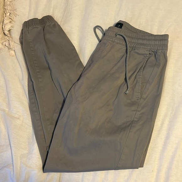 Gray jogger pants - Picture 1 of 5